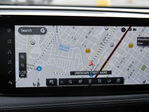 Used 2024 Nissan Ariya FWD image 25