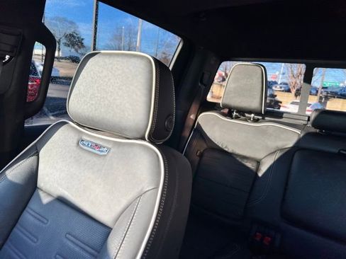 Used 2023 GMC Sierra 1500 AT4X image 19