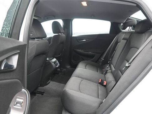 Used 2024 Chevrolet Malibu LT FWD image 25