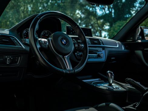 Used 2020 BMW M2 Competition w/ Executive Package RWD image 12