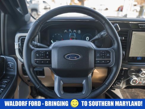 Used 2023 Ford F250 Lariat w/ Tow Technology Package image 11