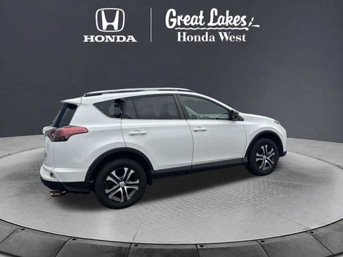 Used 2016 Toyota RAV4 LE AWD/4WD image 6