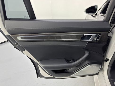 Used 2022 Porsche Panamera Turbo S w/ Premium Package image 49