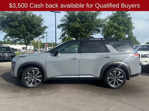 New 2026 Nissan Pathfinder Platinum AWD/4WD image 4