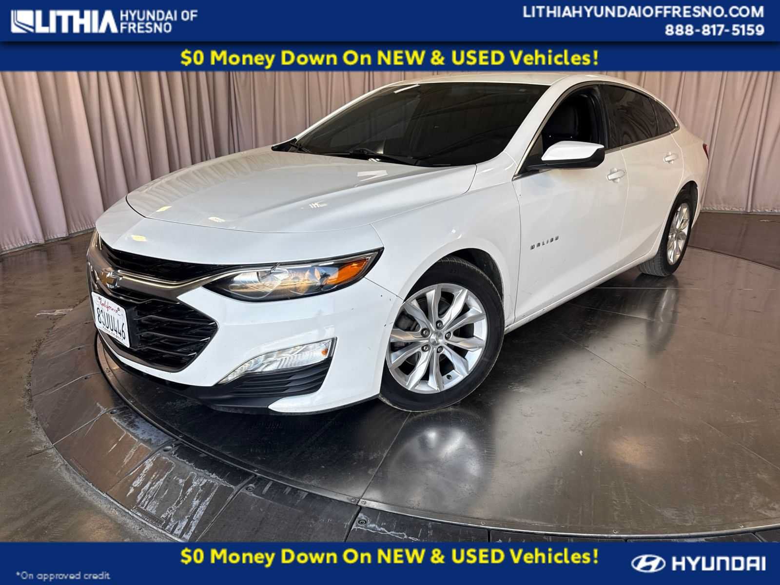 Used 2019 Chevrolet Malibu LT FWD image 1