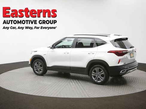 Used 2021 Kia Seltos S AWD/4WD image 61