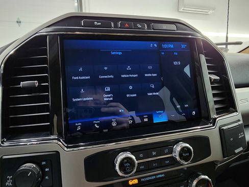 Used 2022 Ford F250 Lariat w/ Tremor Off-Road Package image 56