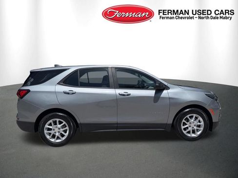 Used 2023 Chevrolet Equinox LS FWD image 9