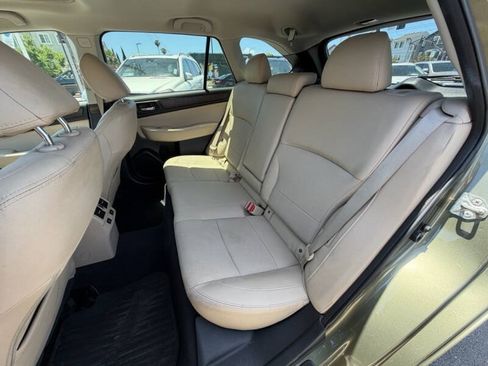 Used 2017 Subaru Outback 2.5i Limited AWD/4WD image 14