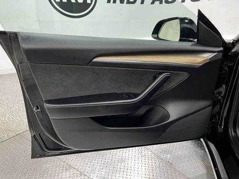 Used 2022 Tesla Model 3 Standard Range RWD image 15