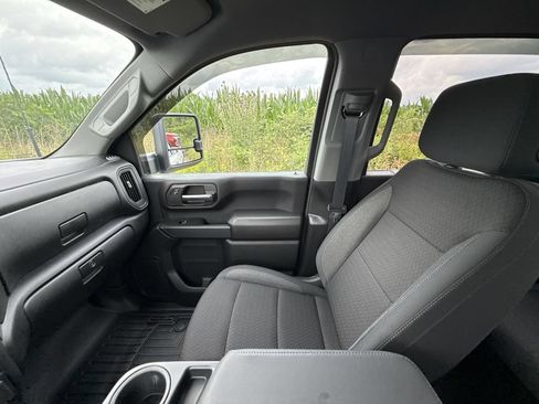 Certified 2026 Chevrolet Silverado 2500 Custom w/ Custom Value Package AWD/4WD image 15