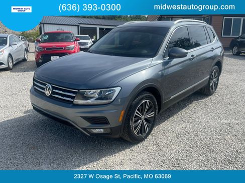 Used 2018 Volkswagen Tiguan SEL FWD image 1