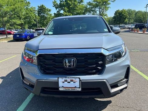 Used 2023 Honda Passport EX-L image 2