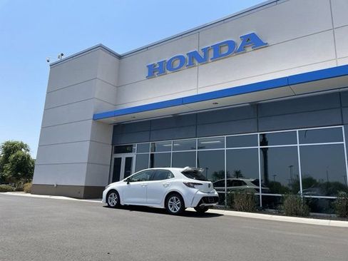 Used 2022 Toyota Corolla SE w/ Carpet Mat Package (TMS) FWD image 18