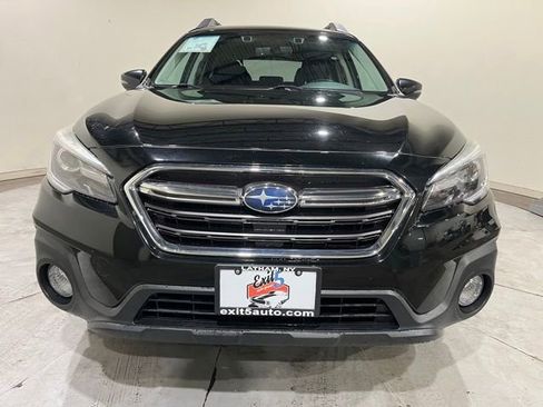 Used 2018 Subaru Outback 2.5i Limited AWD/4WD image 5