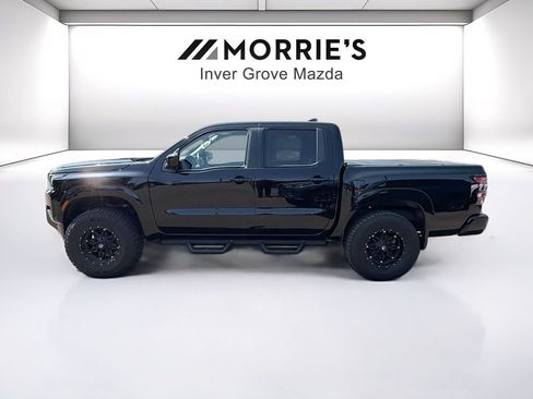 Used 2022 Nissan Frontier SV AWD/4WD image 8