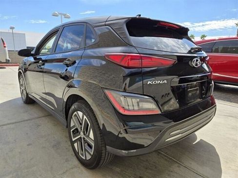 Used 2022 Hyundai Kona Limited image 3