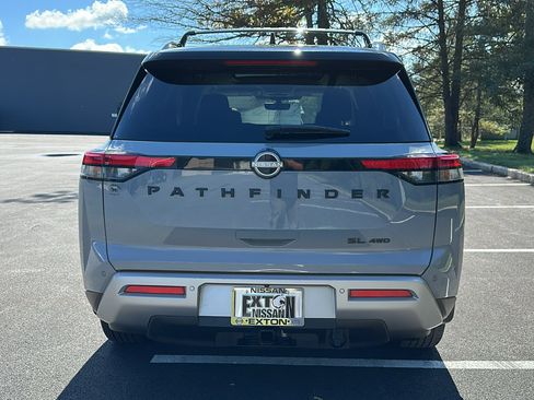 Certified 2024 Nissan Pathfinder SL w/ SL Premium Package image 6