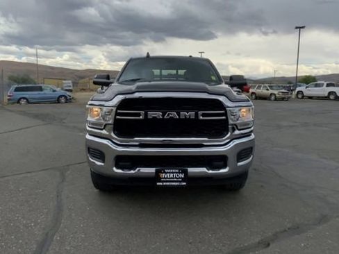 Used 2021 RAM 2500 Tradesman AWD/4WD image 3