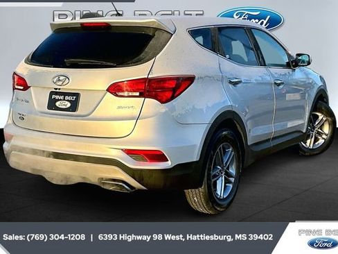 Used 2018 Hyundai Santa Fe Sport image 11