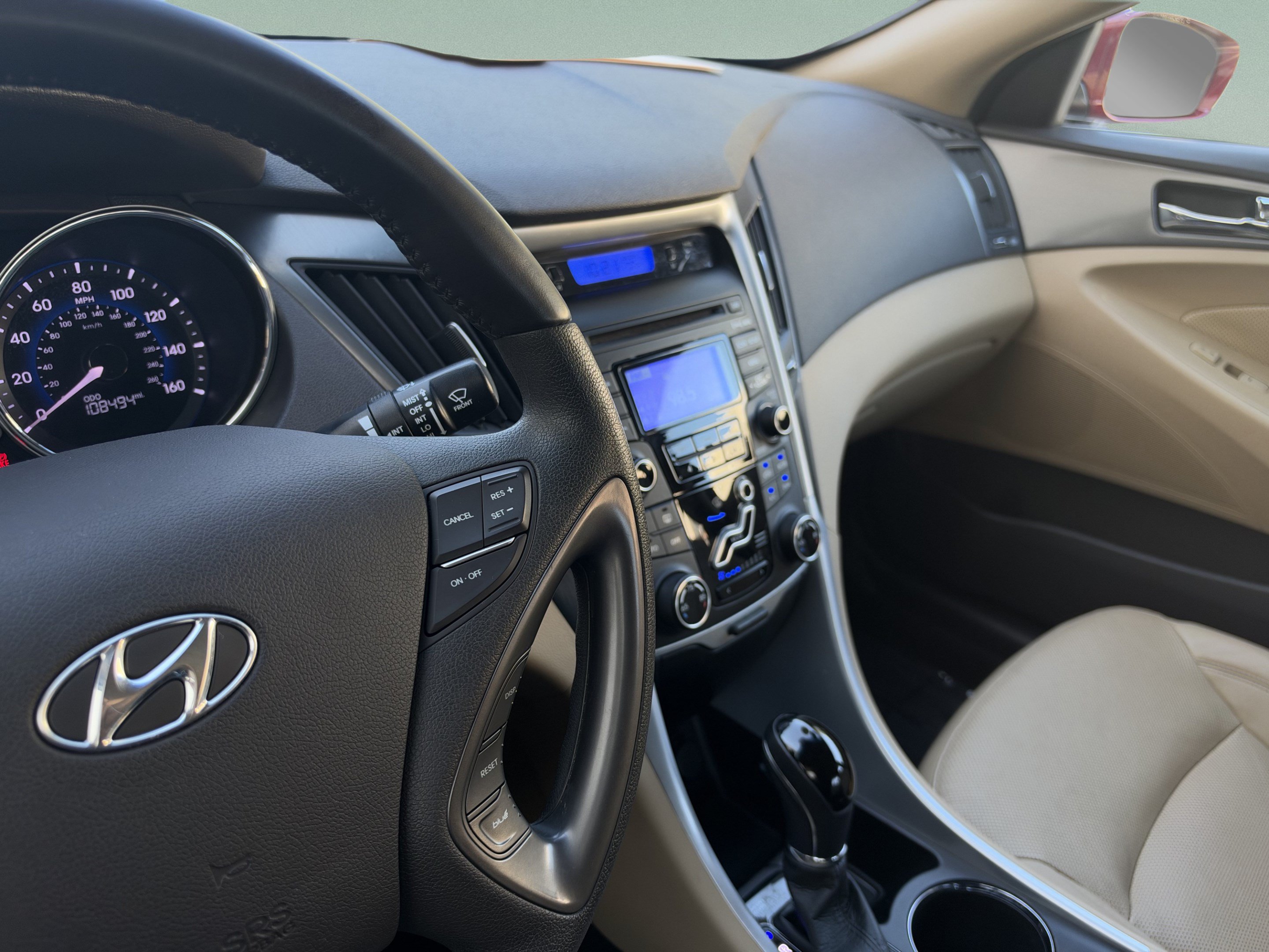 Used 2012 Hyundai Sonata Hybrid w/ Leather Pkg FWD image 15