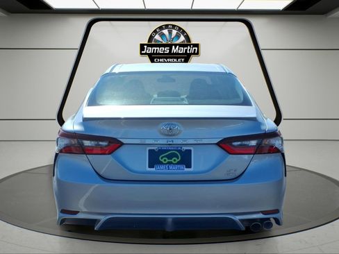 Used 2022 Toyota Camry SE AWD/4WD image 5