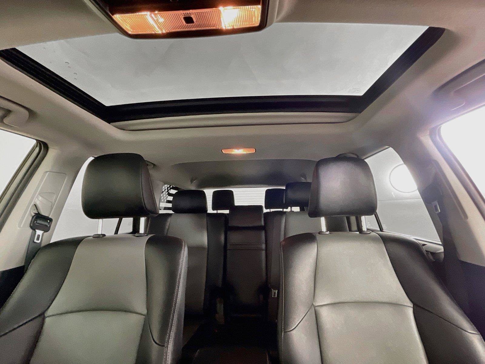 Used 2020 Toyota 4Runner SR5 Premium w/ Moonroof Package AWD/4WD image 24