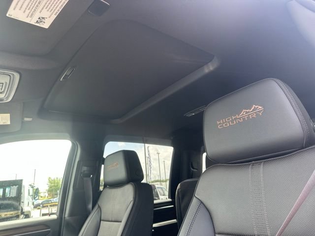 New 2026 Chevrolet Silverado 2500 High Country w/ High Country Premium Package AWD/4WD image 15