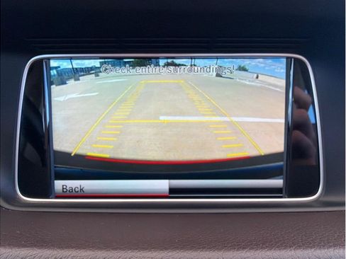 Used 2014 Mercedes-Benz E 350 4MATIC Sedan image 22
