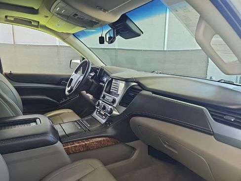 Used 2019 Chevrolet Tahoe Premier AWD/4WD image 39