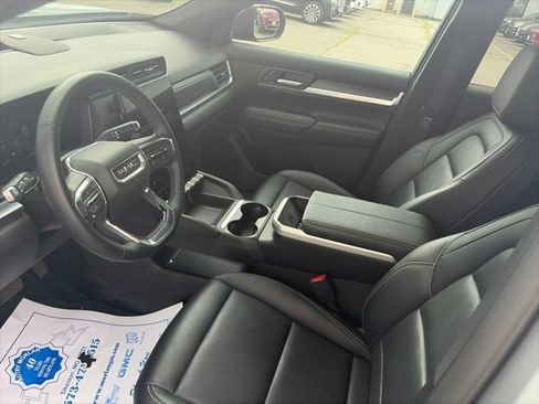 Used 2025 GMC Terrain Elevation w/ Elevation Premium Package AWD/4WD image 16