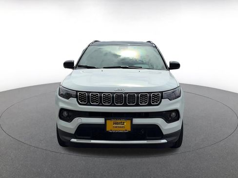 Used 2025 Jeep Compass Limited AWD/4WD image 4