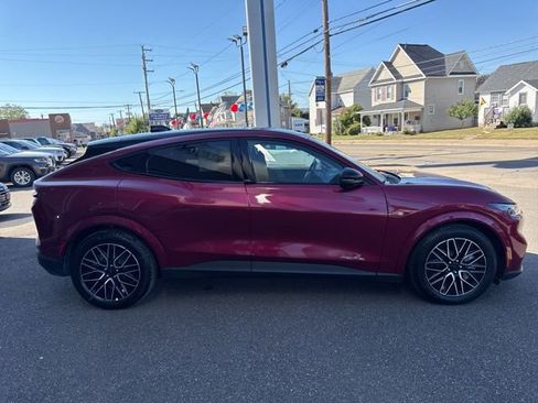 New 2025 Ford Mustang Mach-E Premium image 5