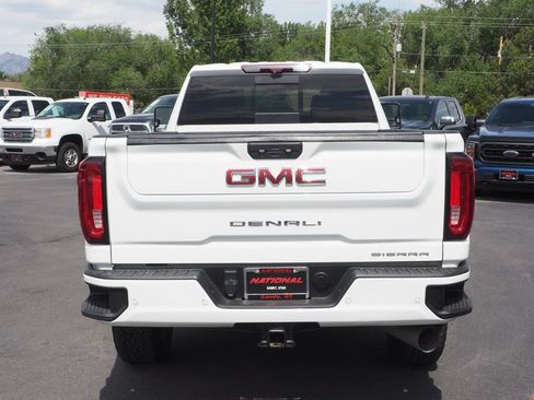 Used 2021 GMC Sierra 3500 Denali w/ Denali Ultimate Package AWD/4WD image 6