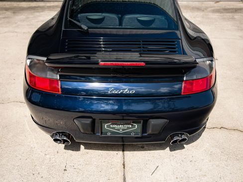 Used 2003 Porsche 911 Turbo AWD/4WD image 21