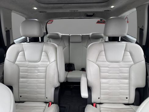 Used 2024 Kia Telluride SX Prestige w/ Towing Package image 21
