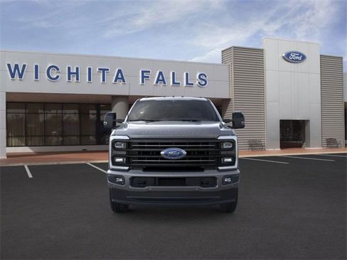 New 2026 Ford F250 Platinum w/ FX4 Off-Road Package image 6