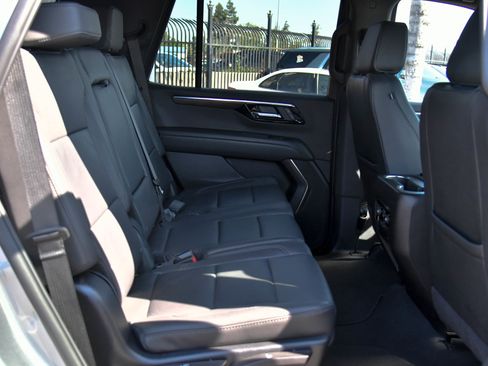 Used 2025 Chevrolet Tahoe LT AWD/4WD image 55