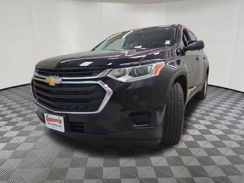 Used 2020 Chevrolet Traverse LS AWD/4WD image 7