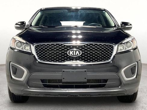 Used 2016 Kia Sorento L FWD image 4