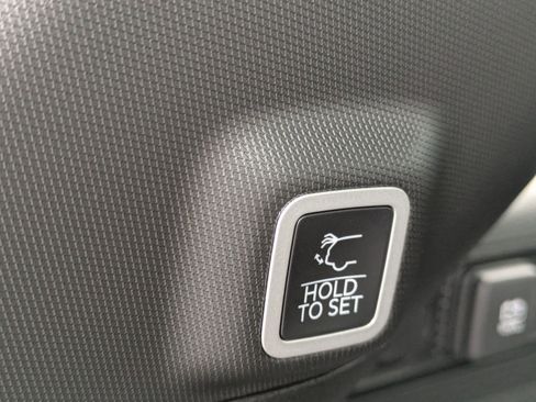 New 2025 Jeep Grand Cherokee Limited w/ Black Appearance Package image 58