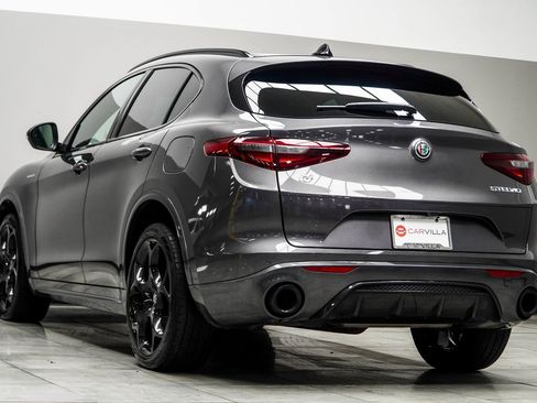 Used 2023 Alfa Romeo Stelvio Veloce image 11