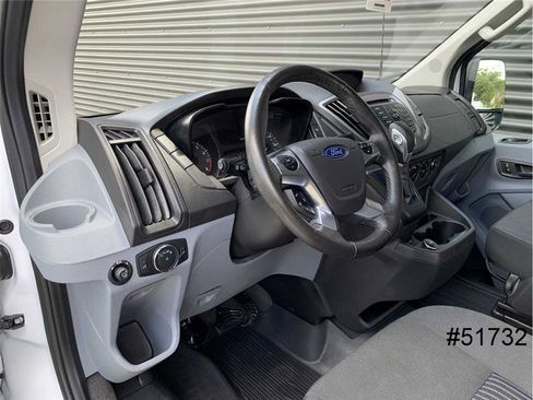 Used 2019 Ford Transit 150 XLT image 28