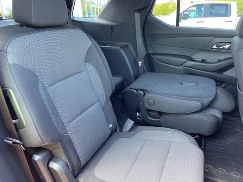 Used 2023 Chevrolet Traverse LT w/ LPO, Floor Liner Package image 22