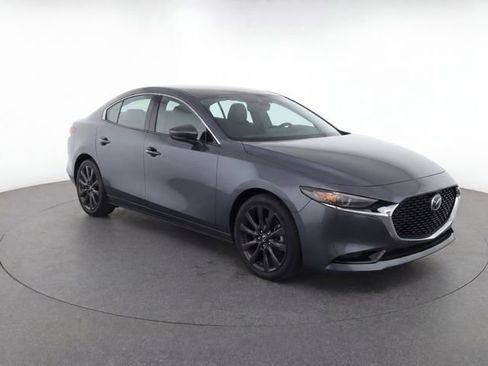 Used 2023 MAZDA MAZDA3 s FWD image 2