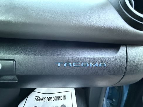 Used 2019 Toyota Tacoma SR5 image 18