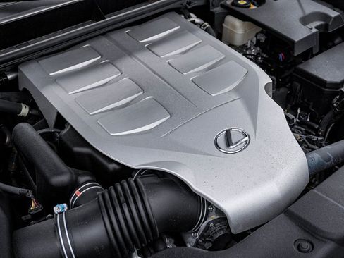 Used 2023 Lexus GX 460 Premium w/ Premium Package image 30