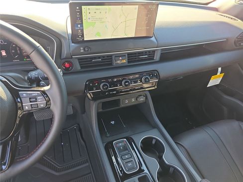 New 2026 Honda Pilot Black Edition image 24