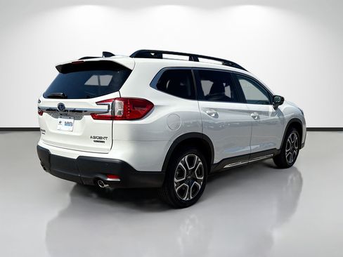 New 2026 Subaru Ascent Limited image 3