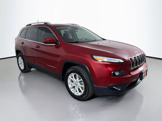 Used 2017 Jeep Cherokee Latitude w/ Comfort/Convenience Group AWD/4WD video 1
